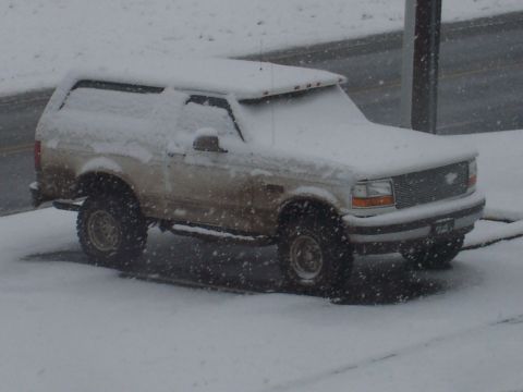 1994 Ford Bronco - Snow