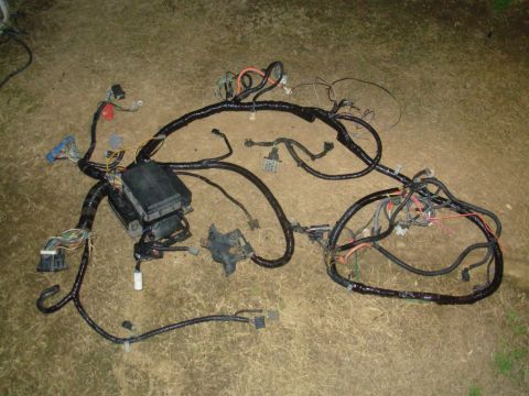 1983 Ford Bronco - Taped up, and ready to throw in. The relay box on the front (right) of the fuse block is for the e-fans. Their connectors & resistor are in…
