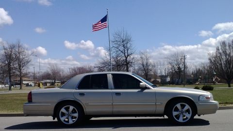 2008 Mercury Grand Marquis photo