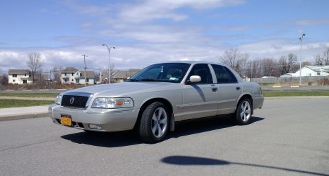 2008 Mercury Grand Marquis photo
