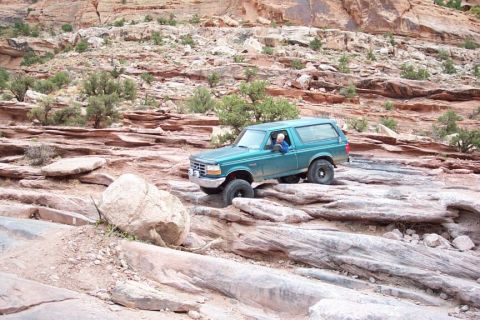 1996 Ford Bronco - Moab, December 2003 coming down the Moab Rim trail.