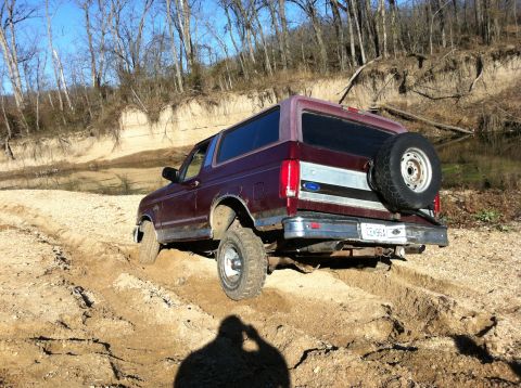1996 Ford Bronco photo