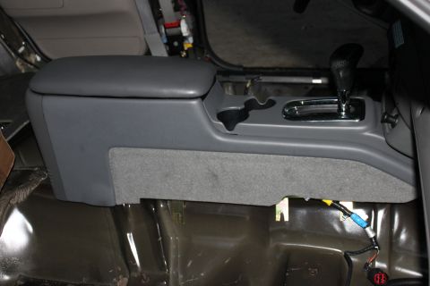 2007 Ford Crown Victoria - full and final test mount for alignment.
