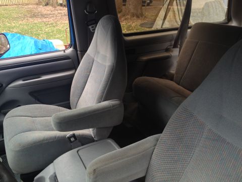 1996 Ford Bronco photo