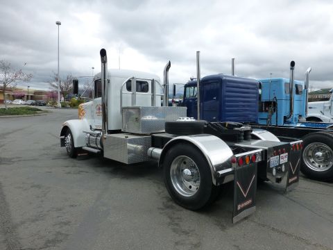 1959 Kenworth W900A “CC925”