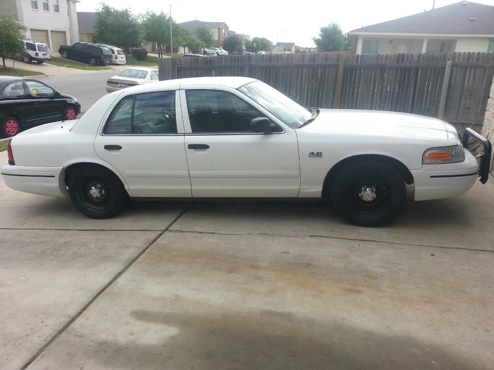 1999 Ford Crown Victoria “Tammy”