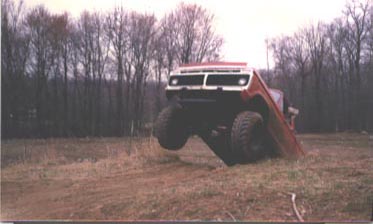 1979 Ford Bronco - A little air
