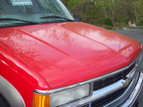 1999 Chevrolet Suburban photo