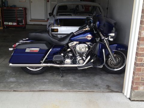 2007 Harley-Davidson Electra Glide Clsc - 07 ultra classic tour pak off, front fender bumper off, new commander IIs