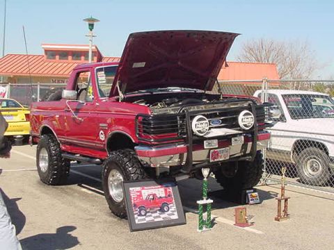 1991 Ford Bronco photo