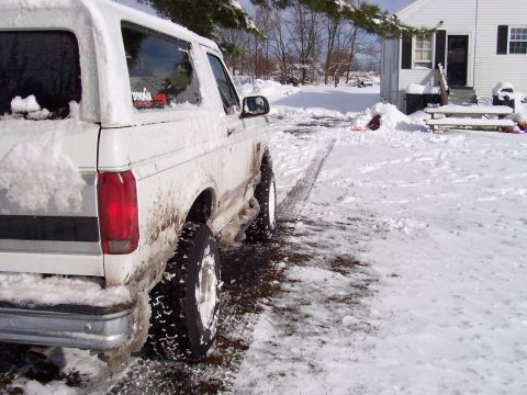 1994 Ford Bronco - snow3
