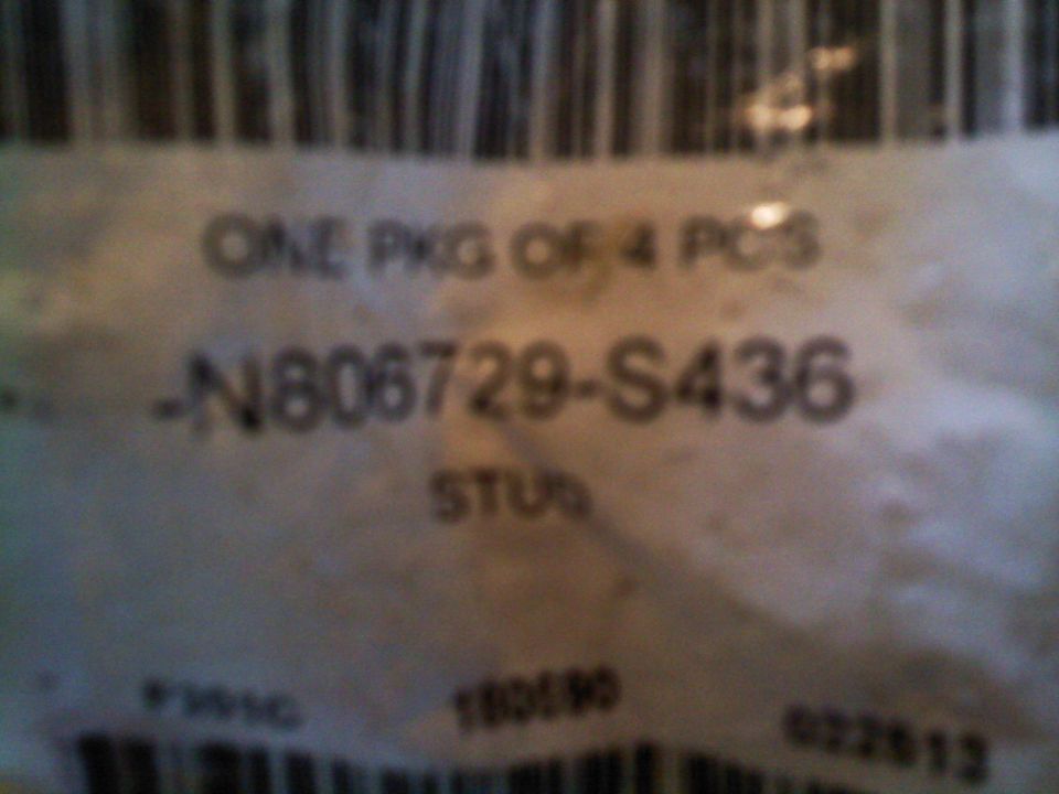 Label with text 'ONE PKG OF 4 PCS -N806729-S436 STUS' and barcode