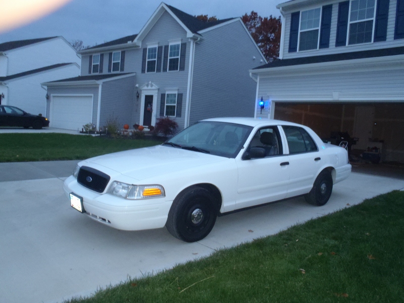 2004 Ford Crown Victoria