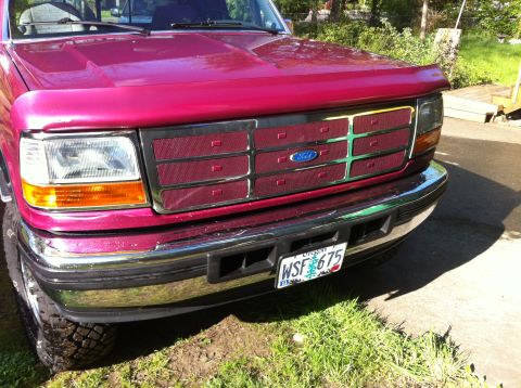 1992 Ford F-150 - New bumper on.