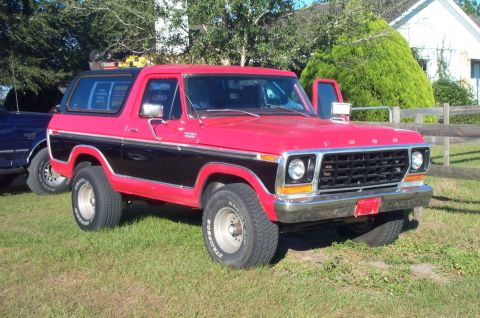 1995 Ford Bronco - Friend's mother's 78