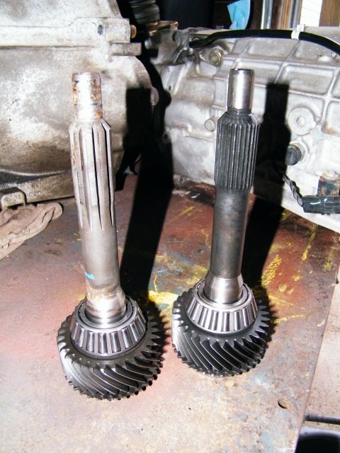 2004 Ford Crown Victoria - Comparison of two transmission input shafts, one showing wear.