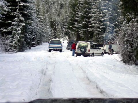 1991 Ford Bronco - These guys decided to build camp in the road. I had to tow the blue pickup out with a strap. Guess they figured if they couldn't make it no…