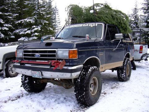 1991 Ford Bronco - Back at basecamp.