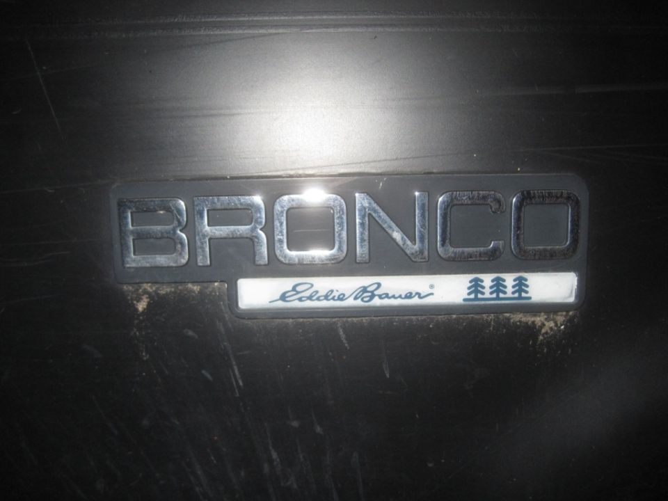 1993 Ford Bronco Eddie Bauer emblem