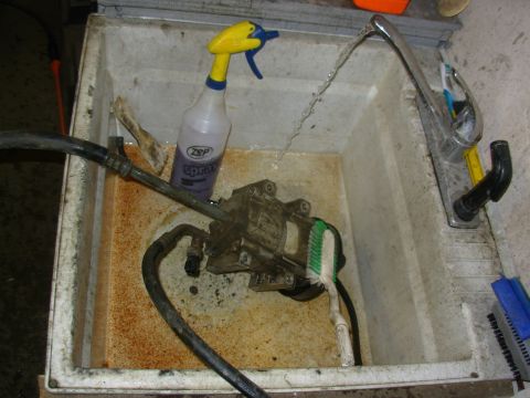 1983 Ford Bronco - This was a lot nastier when I started, but it's holding pressure & it turns smoothly. Later, I found that the clutch coil is burned out.