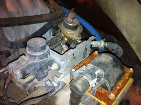 1996 Ford Bronco - Ignition Coil/ Fuel pressure regulator/ FPR vacuum.
