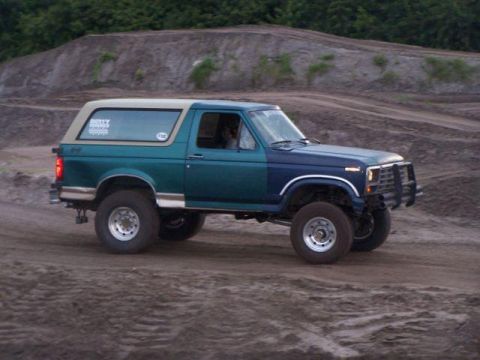 1996 Ford Bronco - Trucks on the Track 5/11/13