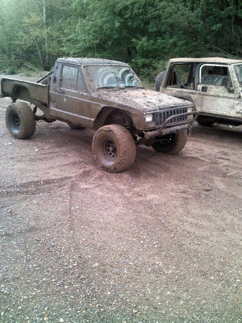 1987 Jeep Comanche photo