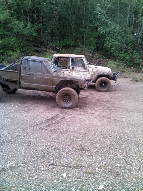 1987 Jeep Comanche photo