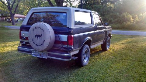 1988 Ford Bronco photo