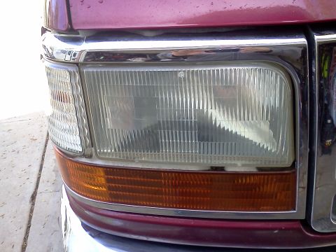 1995 Ford Bronco - Passengers after toothpaste, polishing compound and wax