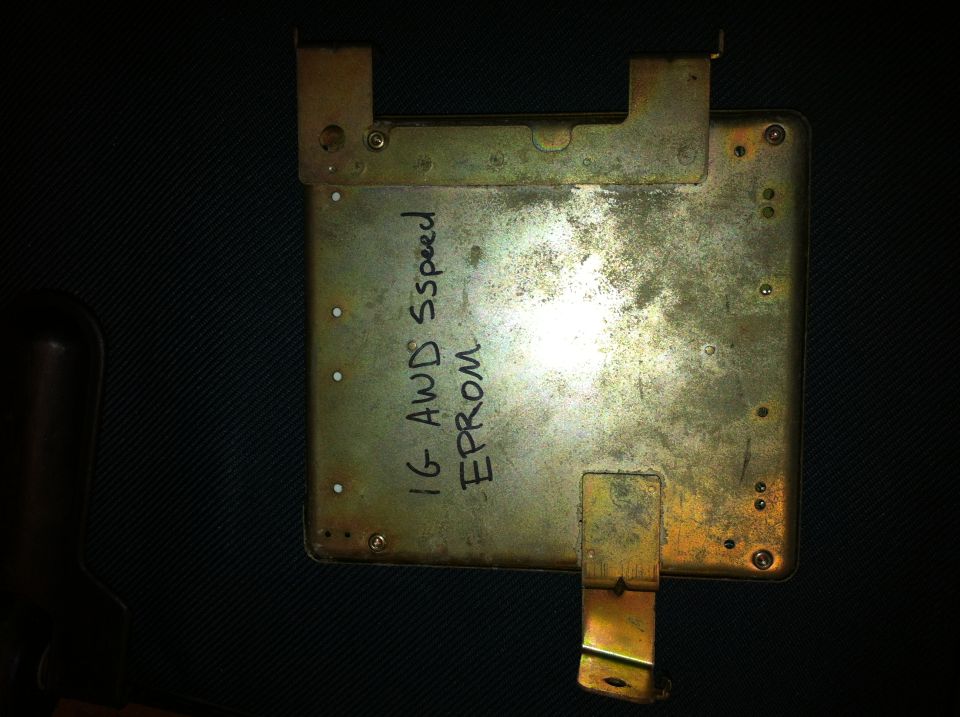 Engine control unit with handwritten text '1G AWD Sspeed EPROM'