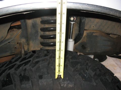 1995 Ford Bronco - vehicle at rest, apx. 8.5"