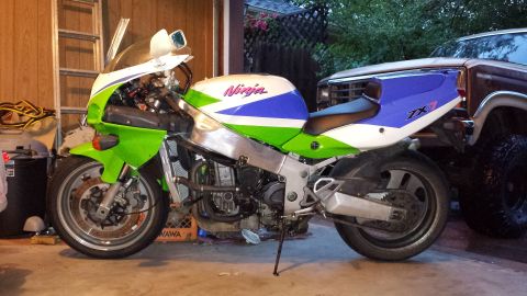 1993 Kawasaki Ninja “ZX7”