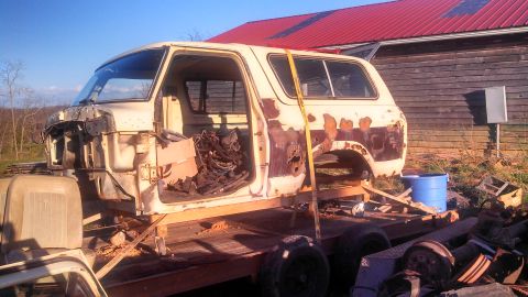1979 Ford Bronco - This heavily rusted 1978 Ford Bronco body is being transported on a trailer.