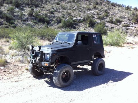 1987 Suzuki Samurai - This modified 1987 Suzuki Samurai is ready for off-road adventures.