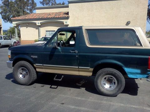 1995 Ford Bronco photo