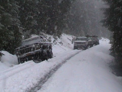 1994 Ford Explorer - Looking down the trail - Jim & I stuck on the side and Alvey, Todd, Jack & Tim on the downhill