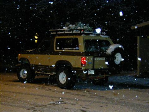 1994 Ford Explorer - Ken's tractor with his christmas tree