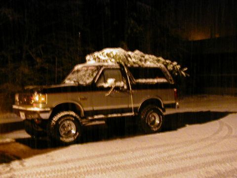 1994 Ford Explorer - Tim's truck with his christmas trees. As were waiting for the tow truck.