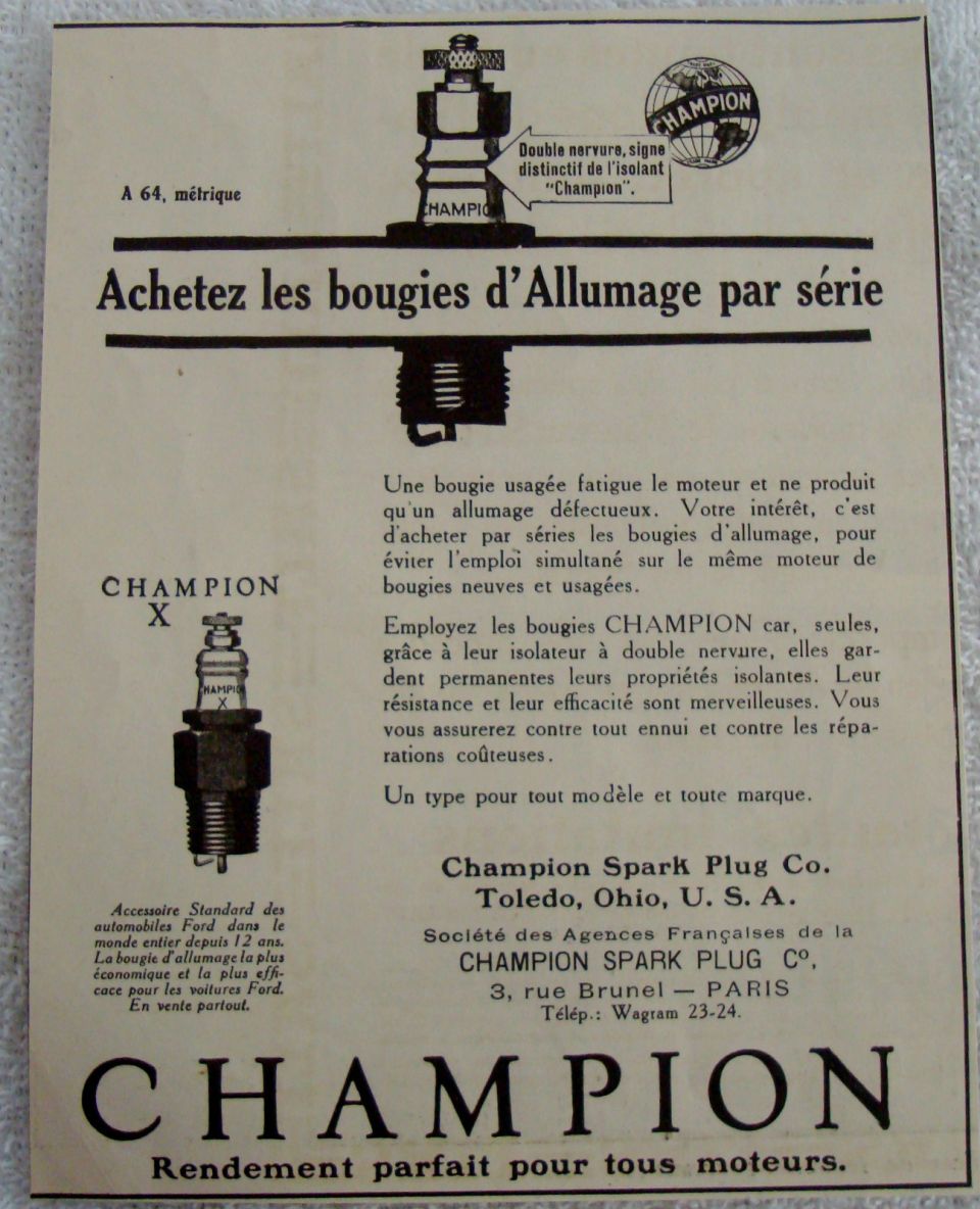 Advertisement for Champion spark plugs, a diagram of a spark plug and text in French and English