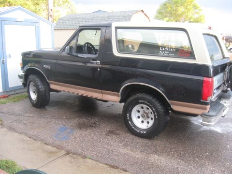 1995 Ford Bronco photo