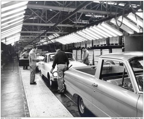 1963 Ford Fairlane - Workers inspect vehicles on a Ford assembly line in Milpitas, California, in 1964.