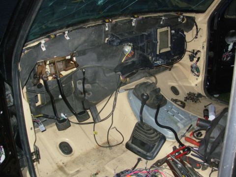 1983 Ford Bronco - I think everything is ready for the dash to go in now...