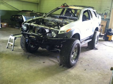 1999 Isuzu Vehicross “ECORS”
