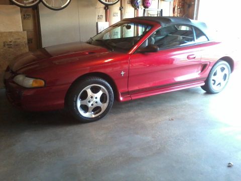 1995 Ford Mustang photo