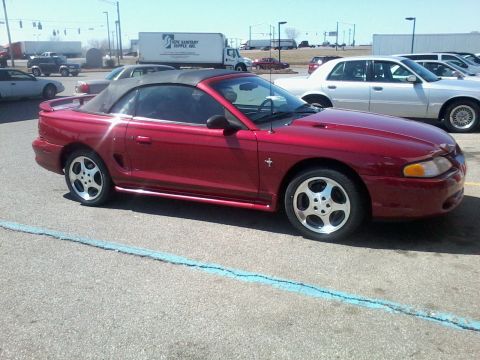 1995 Ford Mustang photo