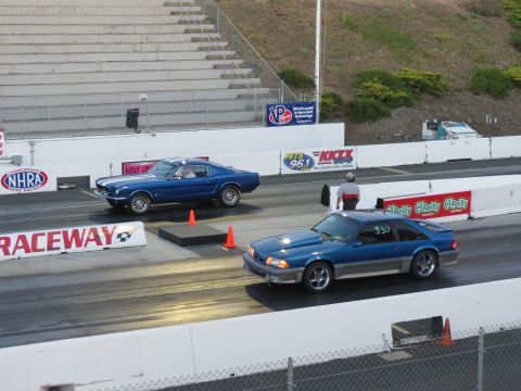 1990 Ford Mustang photo