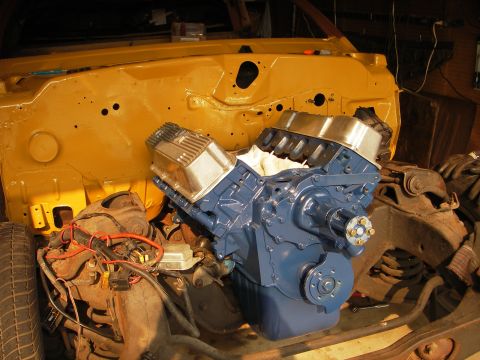 1972 Ford Ranchero - long block set in place on all 3 supports