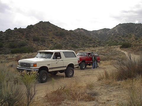 1988 Ford Bronco - Taking a little break from the trail.