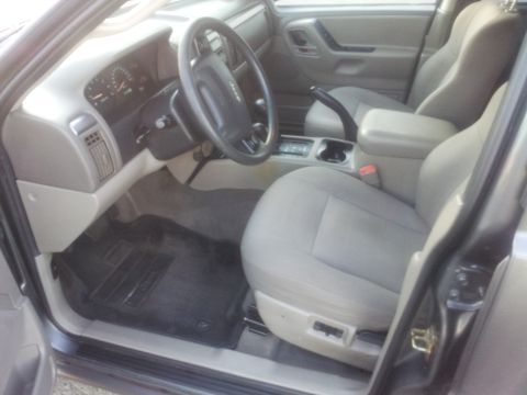 2002 Jeep Grand Cherokee photo